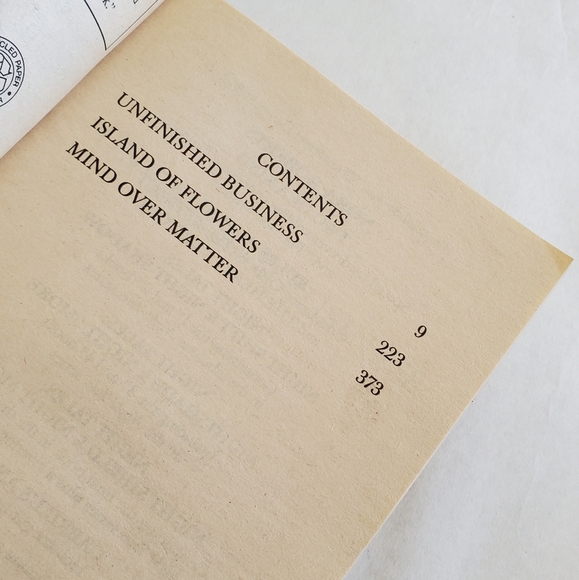 NORA ROBERTS 5 NOVELS IN 2 BOOKS - Picture 3 of 4